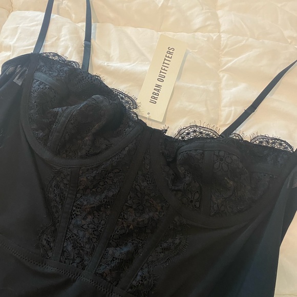 NEW  WITH TAGS Urban Outfitters Black Modern Love Bustier
Mini Dress - Picture 4 of 4